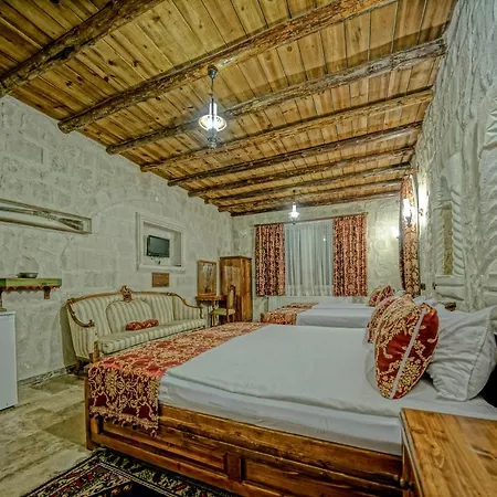 Elysee Cave House 2*