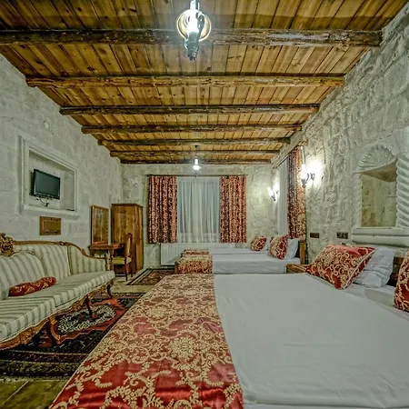 Elysee Cave House 2*