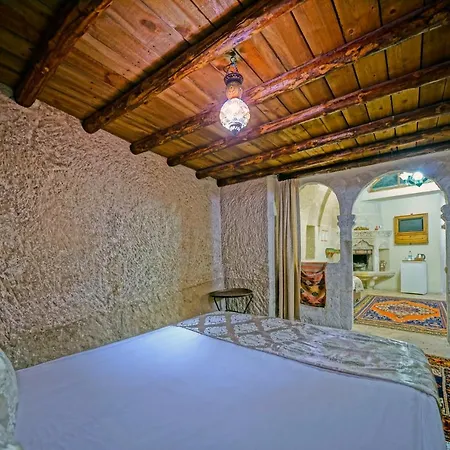 Gasthof Elysee Cave House