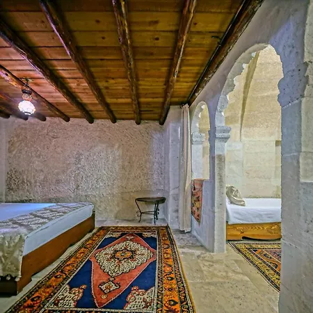 Elysee Cave House 2* غوريمِيه