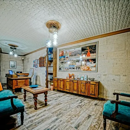 Pensión Elysee Cave House