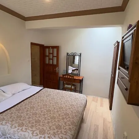 Elysee Cave House بيت ضيافة 2*