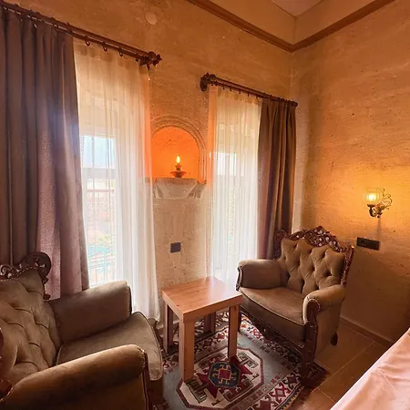Elysee Cave House Gasthof