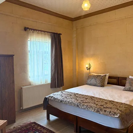 Elysee Cave House 2*