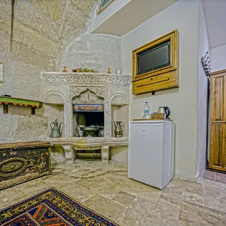 Hotel Elysee Cave House