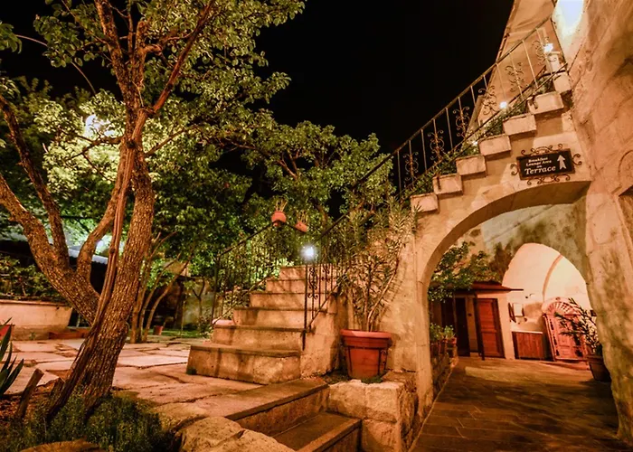 Elysee Cave House 4*