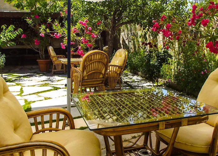 Elysee Cave House Hotel